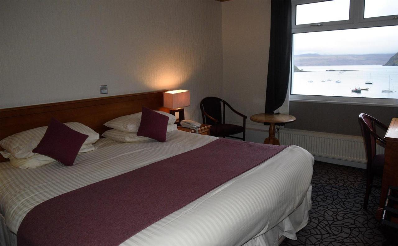 The Royal Hotel Portree Buitenkant foto