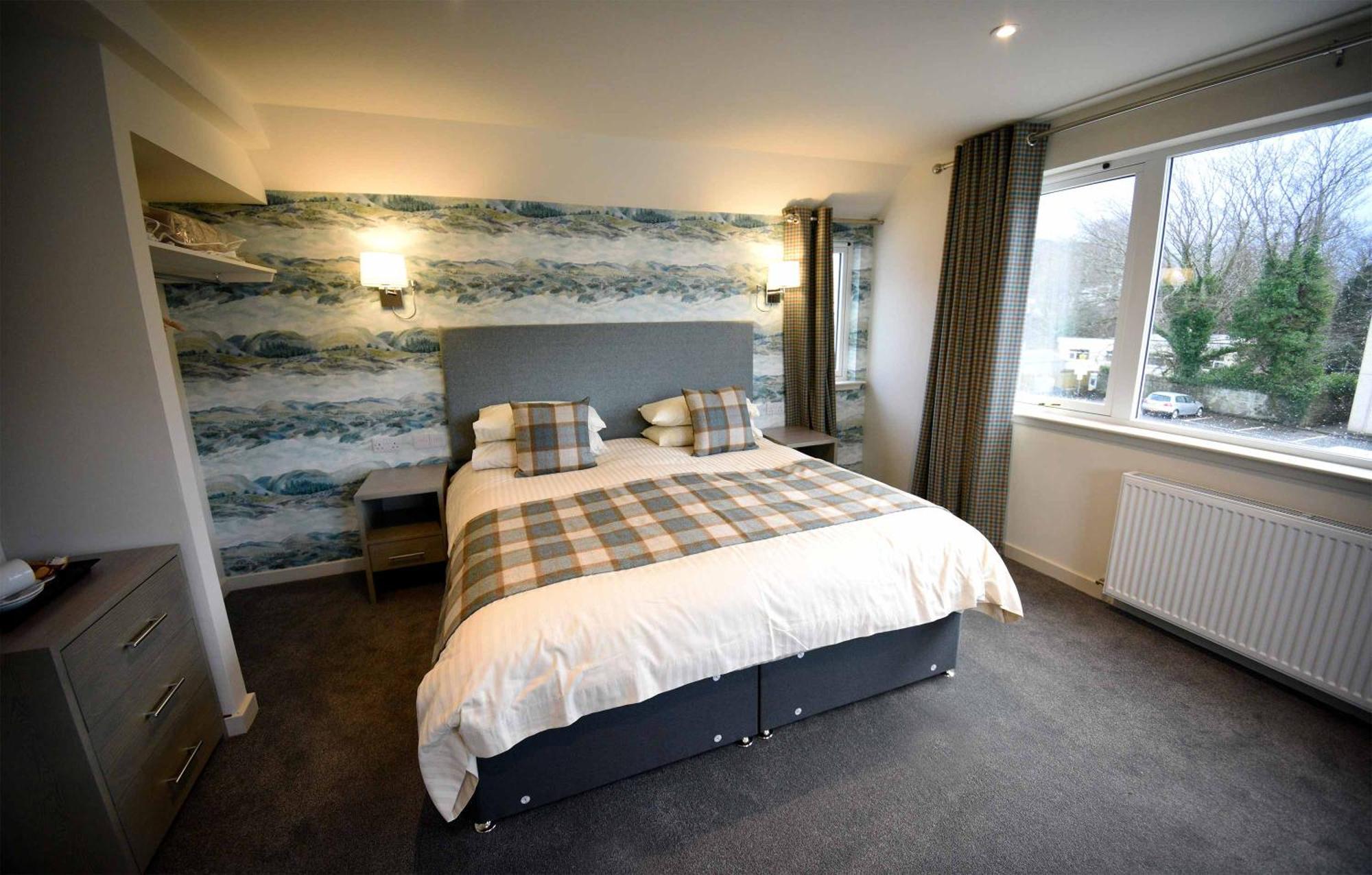 The Royal Hotel Portree Buitenkant foto